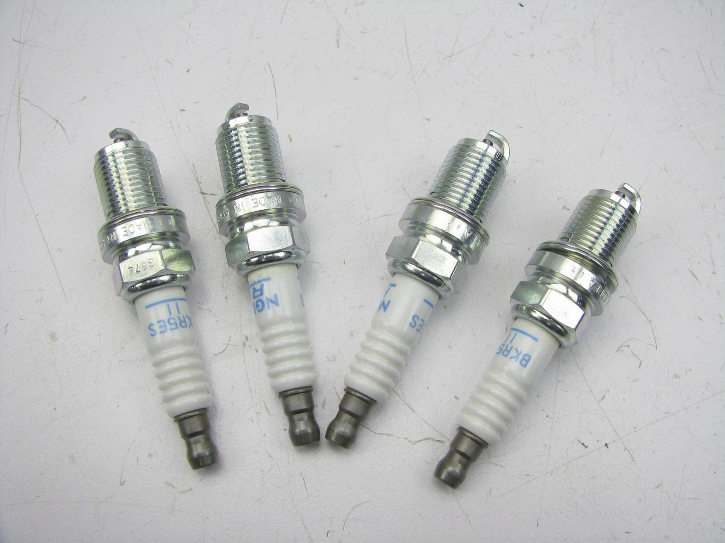 PACK OF 4 PCS - Genuine NGK BKR5ES-11 Spark Plugs OEM For Hyundai 1881411051