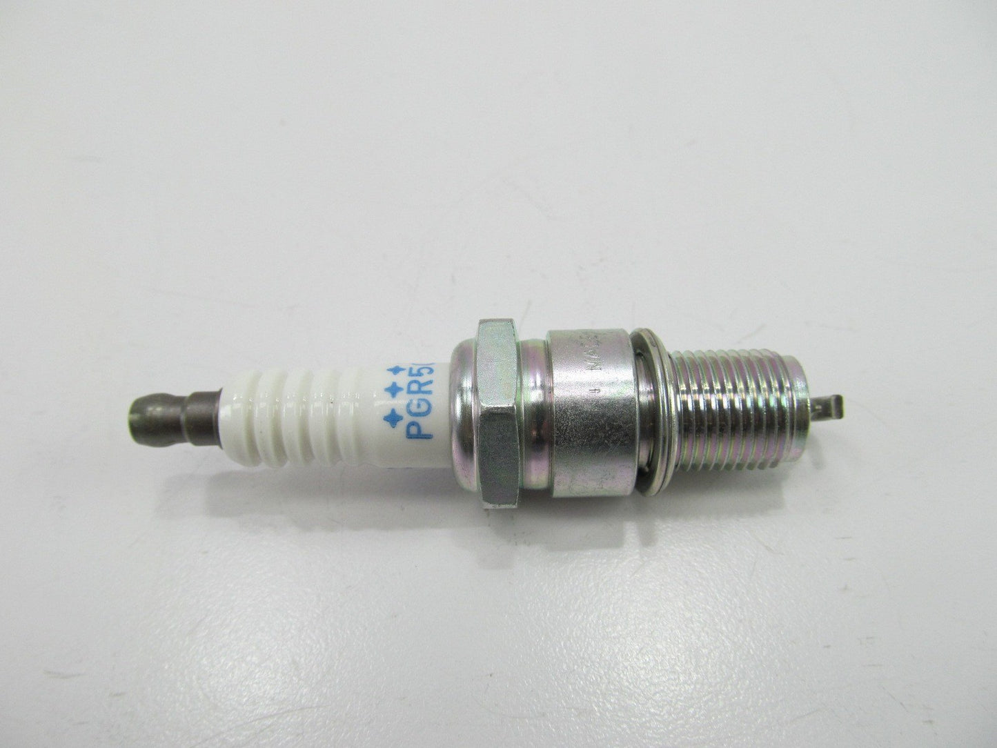 (4) GENUINE NGK PGR5C-11 Spark Plugs OEM For Hyundai  1881811051