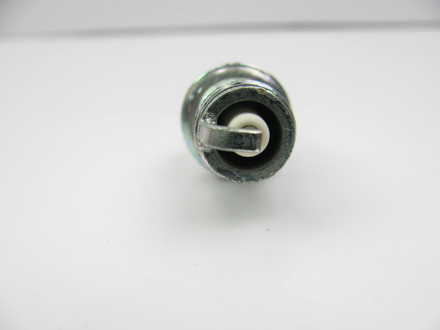 (1) NEW Single Spark Plug OEM For 2008-2010 Kia Rio, Rio5 1882311101 RC10YC4
