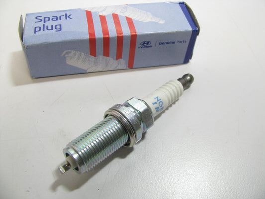 NEW - OEM 18840-11051 NGK Spark Plug For 2007-2009 Hyundai Santa Fe 2.7L-V6