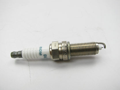 (1) NEW Denso ZXU22HCR8 Spark Plug OEM For Hyundai 1884708220