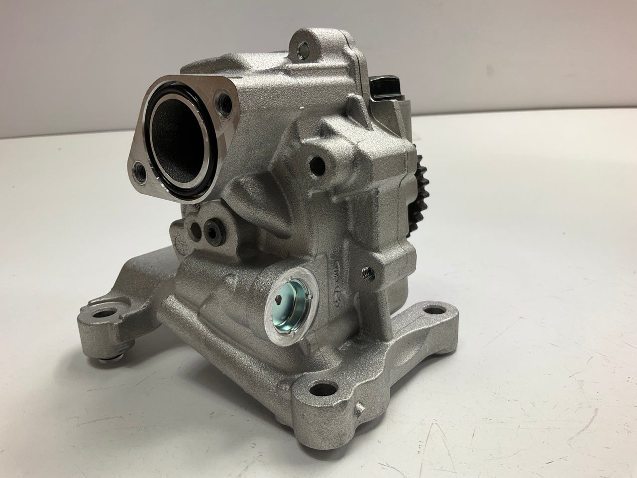 NEW GENUINE Engine Oil Pump OEM For Hyundai 213002J001