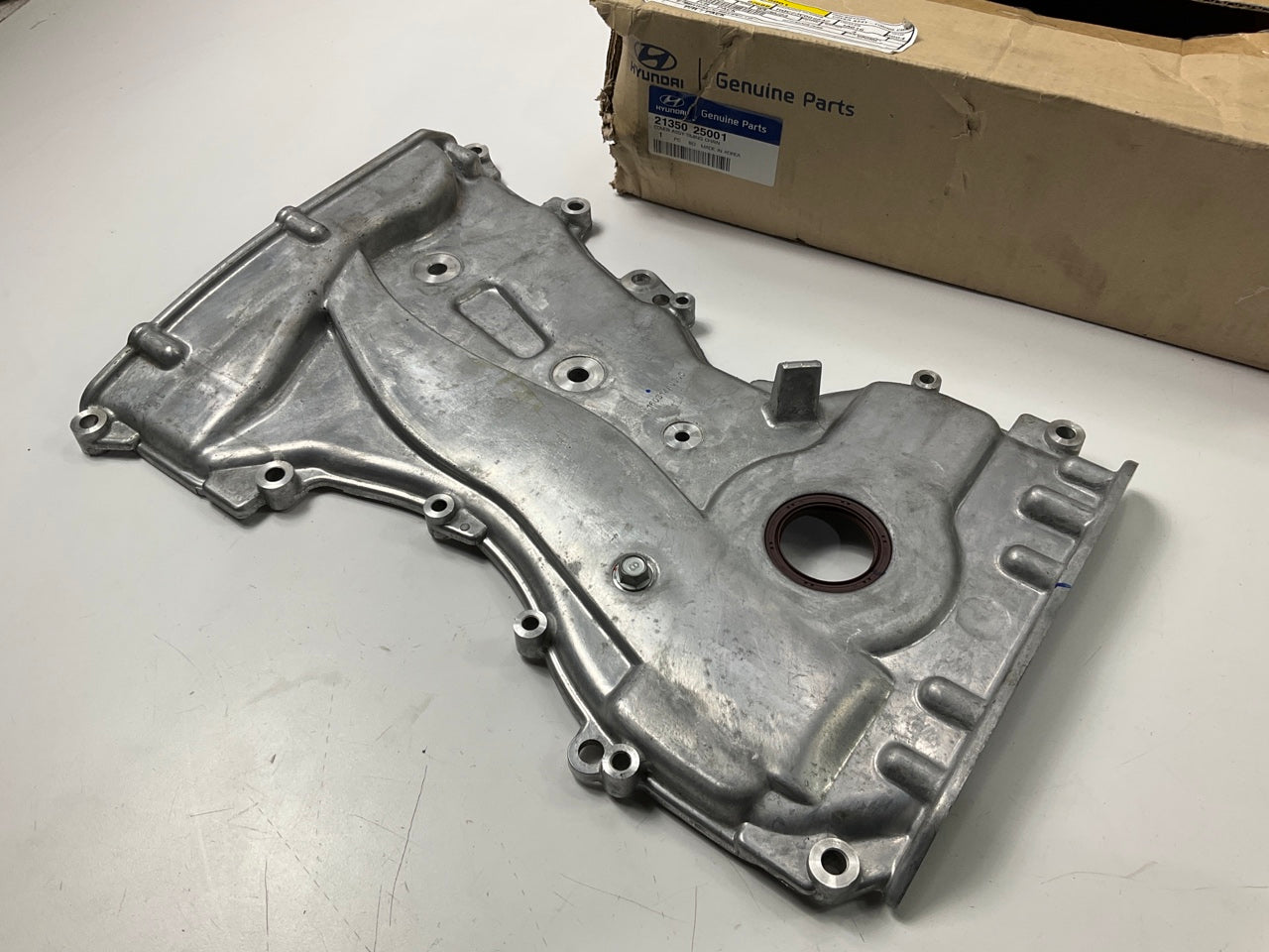 NEW Engine Timing Chain Cover OEM  For 2006-2008 Hyundai Sonata 2.4L 2135025001