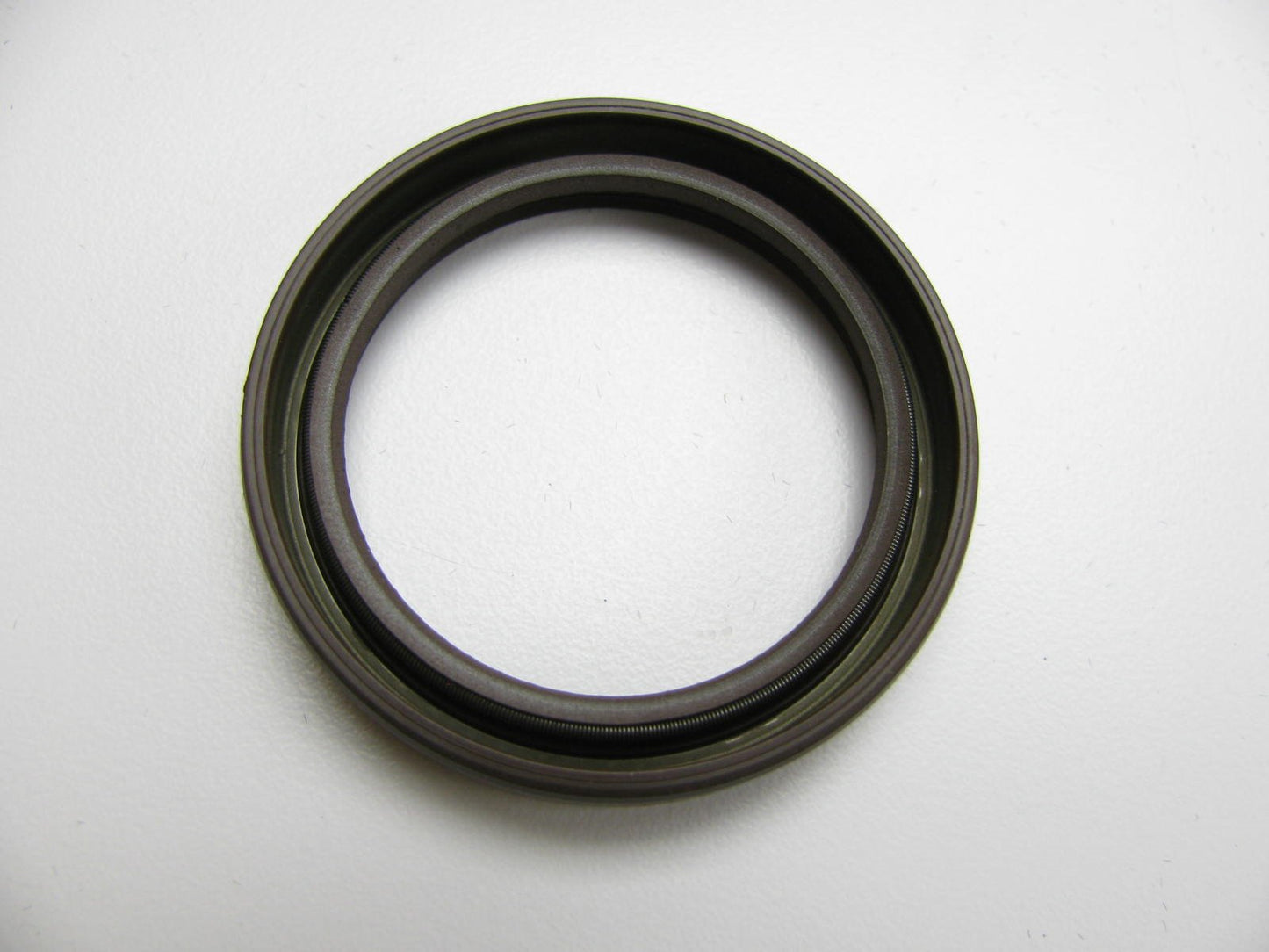 NEW GENUINE Engine Crankshaft Seal (Front) OEM For Hyundai 2142123020