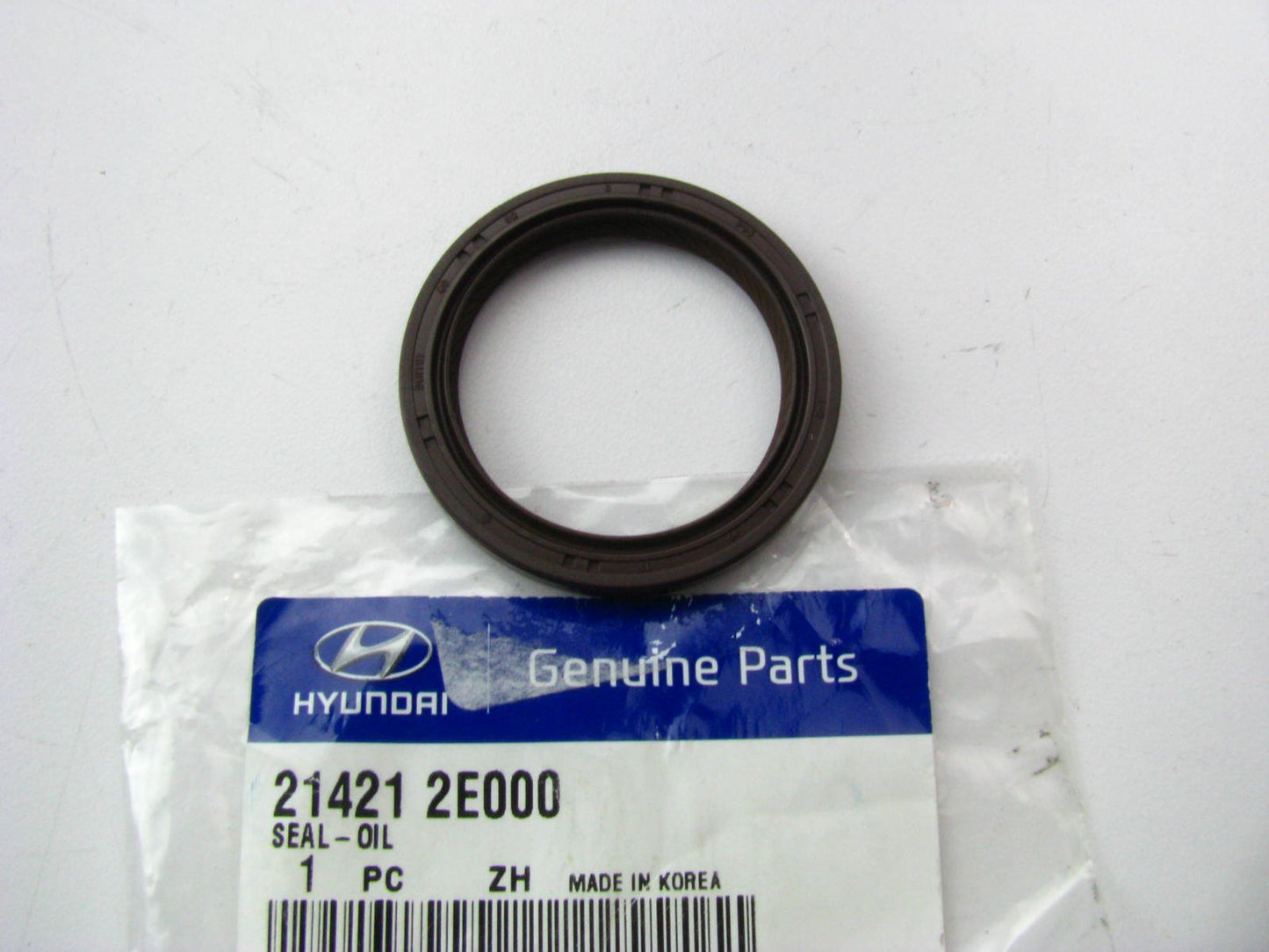 NEW - OEM 214212E000 Engine Front Timing Cover Crankshaft Seal For Hyundai