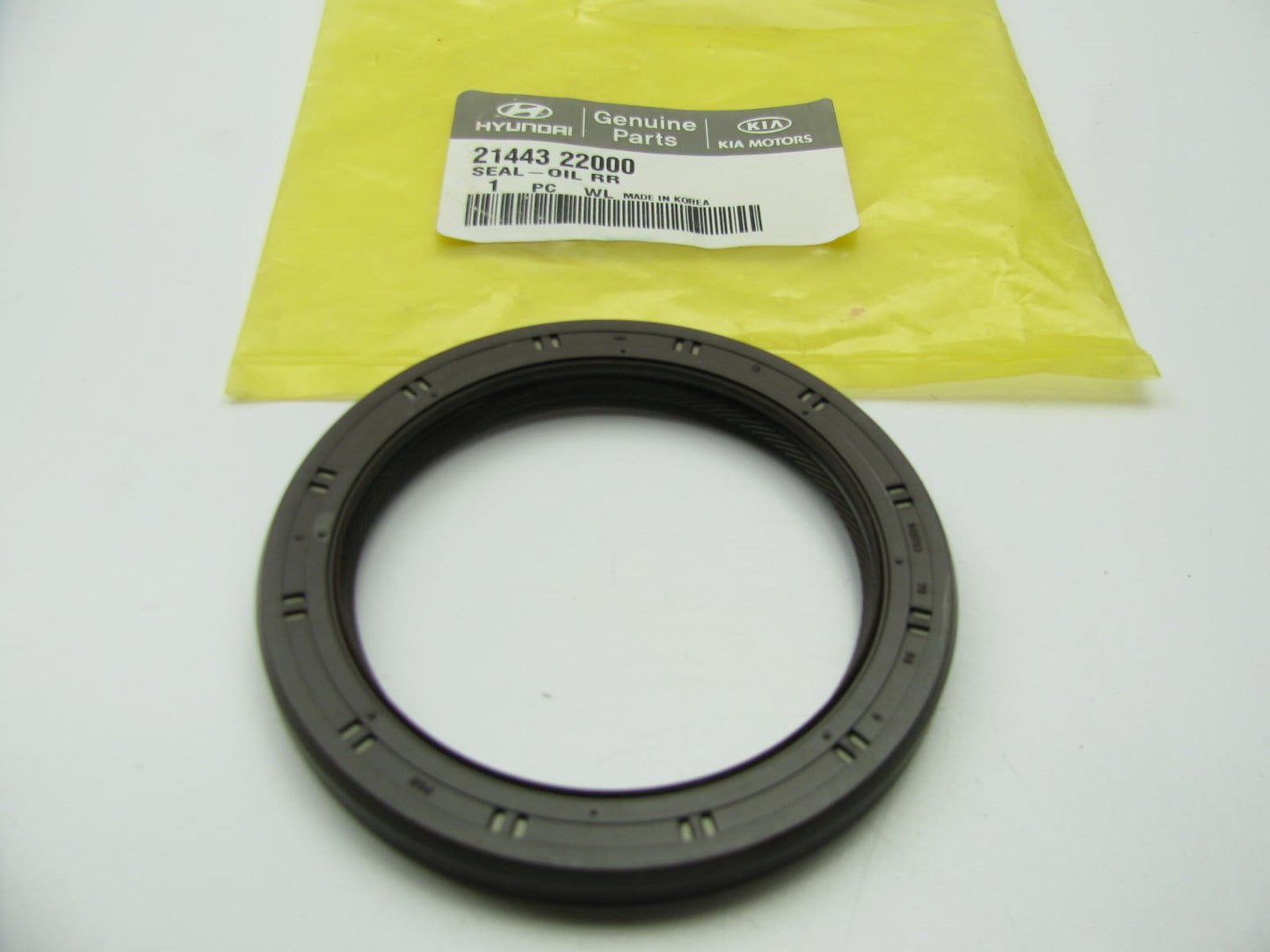 NEW - OEM 2144322000 Rear Main Seal Engine Crankshaft Seal For Hyundai