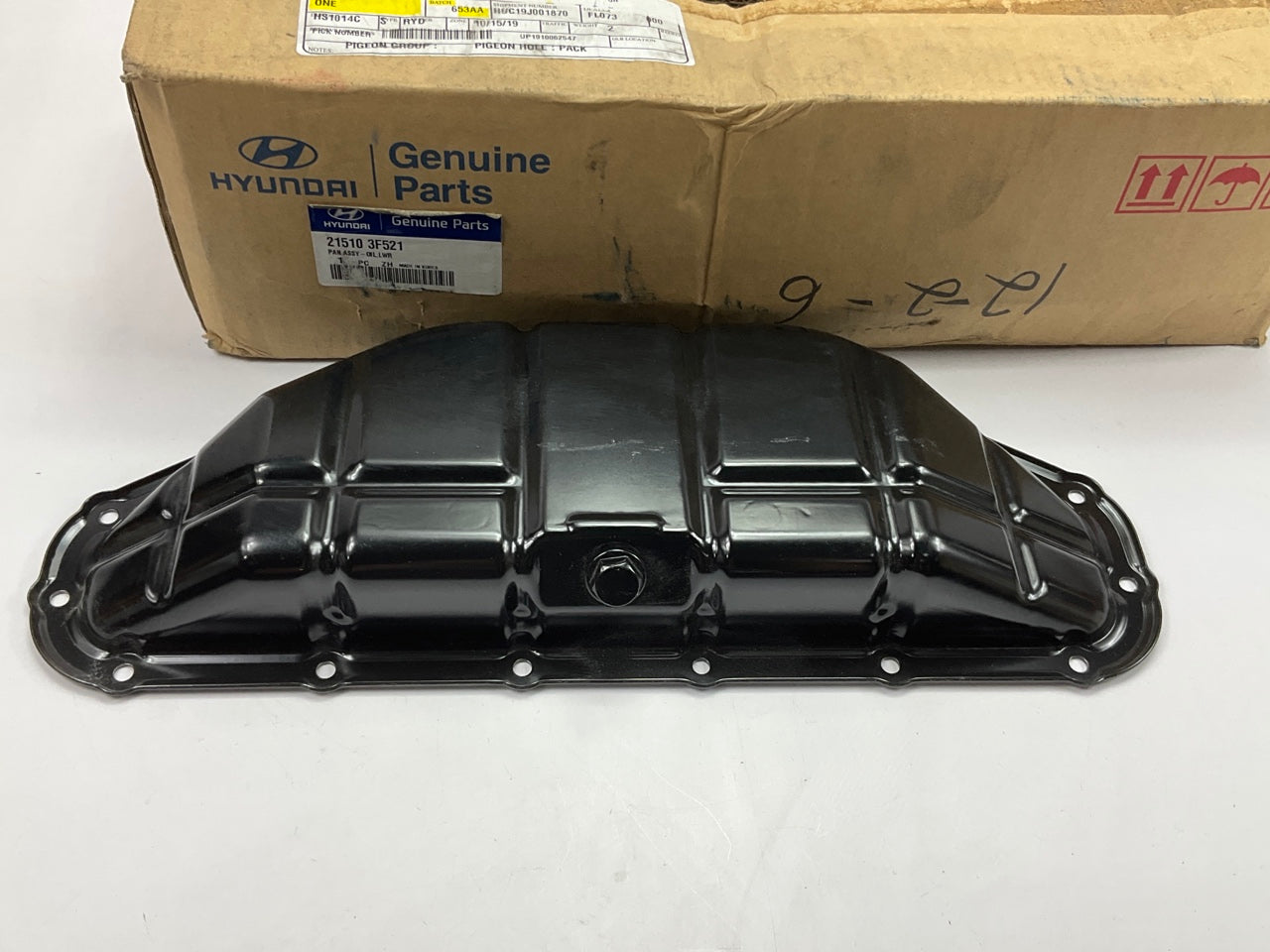 NEW Lower Engine Oil Pan OEM  For 2017-2020 Genesis G80, G90 5.0L V8 215103F521