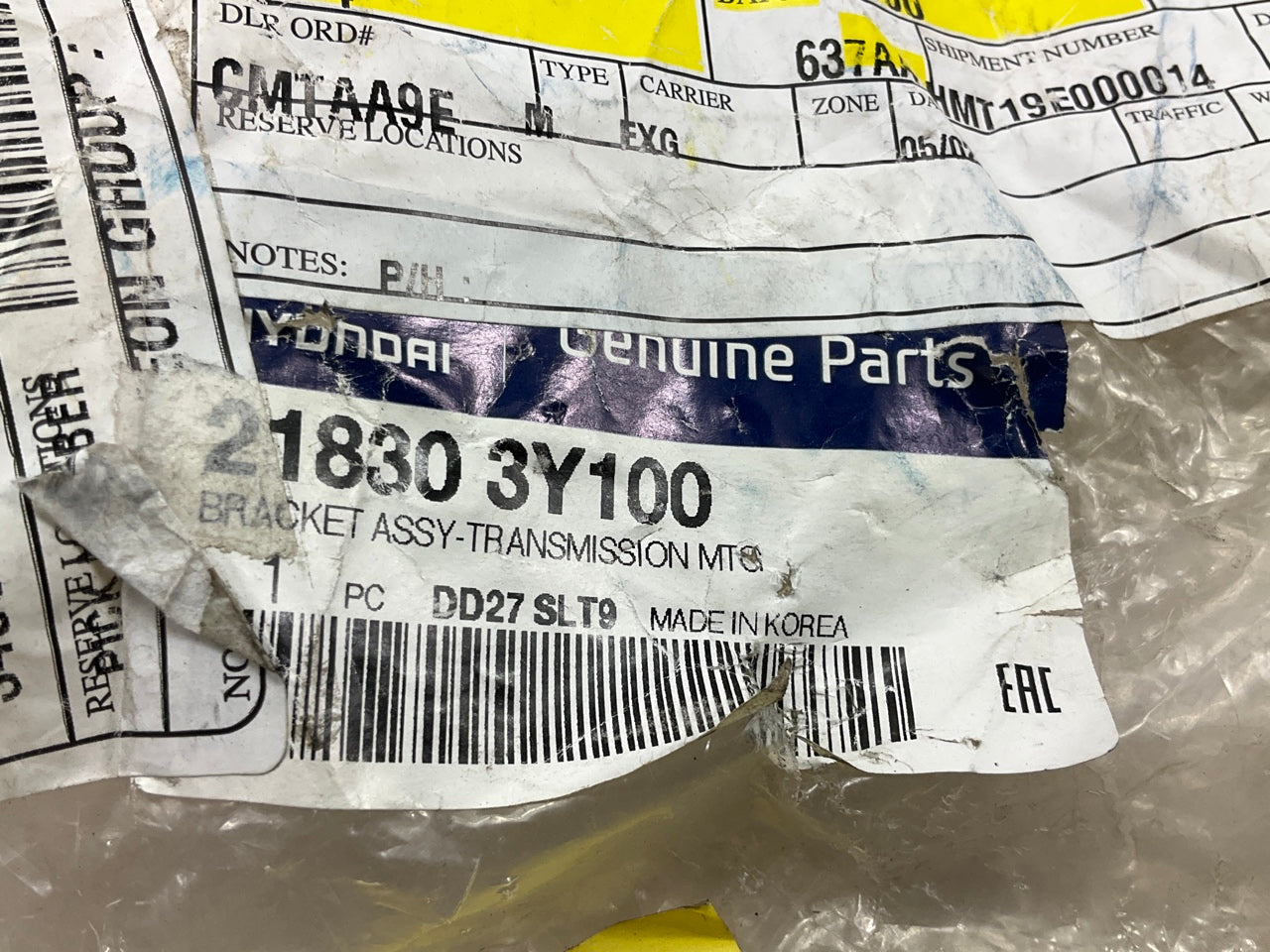 NEW GENUINE Auto Transmission Mount Bracket OEM For Hyundai 218303Y100