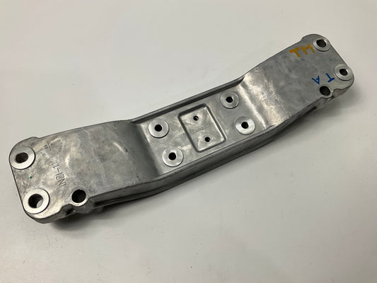 NEW Automatic Transmission Cross Member Mount Plate OEM For 10-13 Genesis Coupe