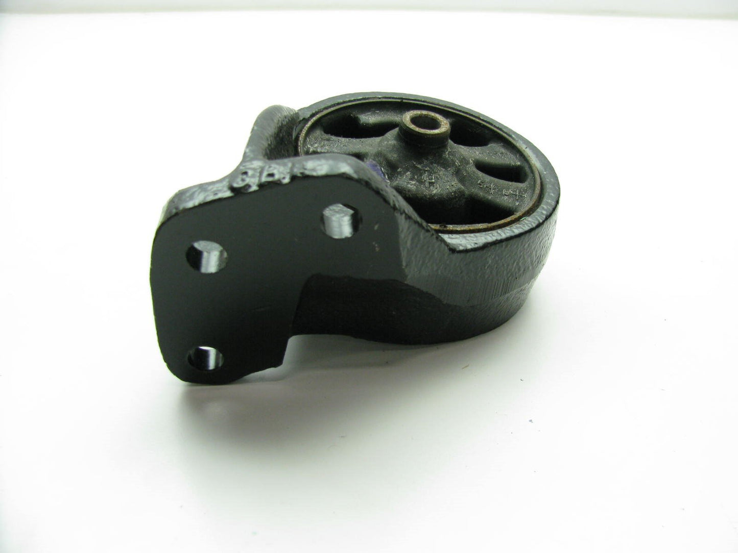 NEW - OEM 2193038601 Rear Motor Mount For 1995-2005 Hyundai Sonata 2.7L