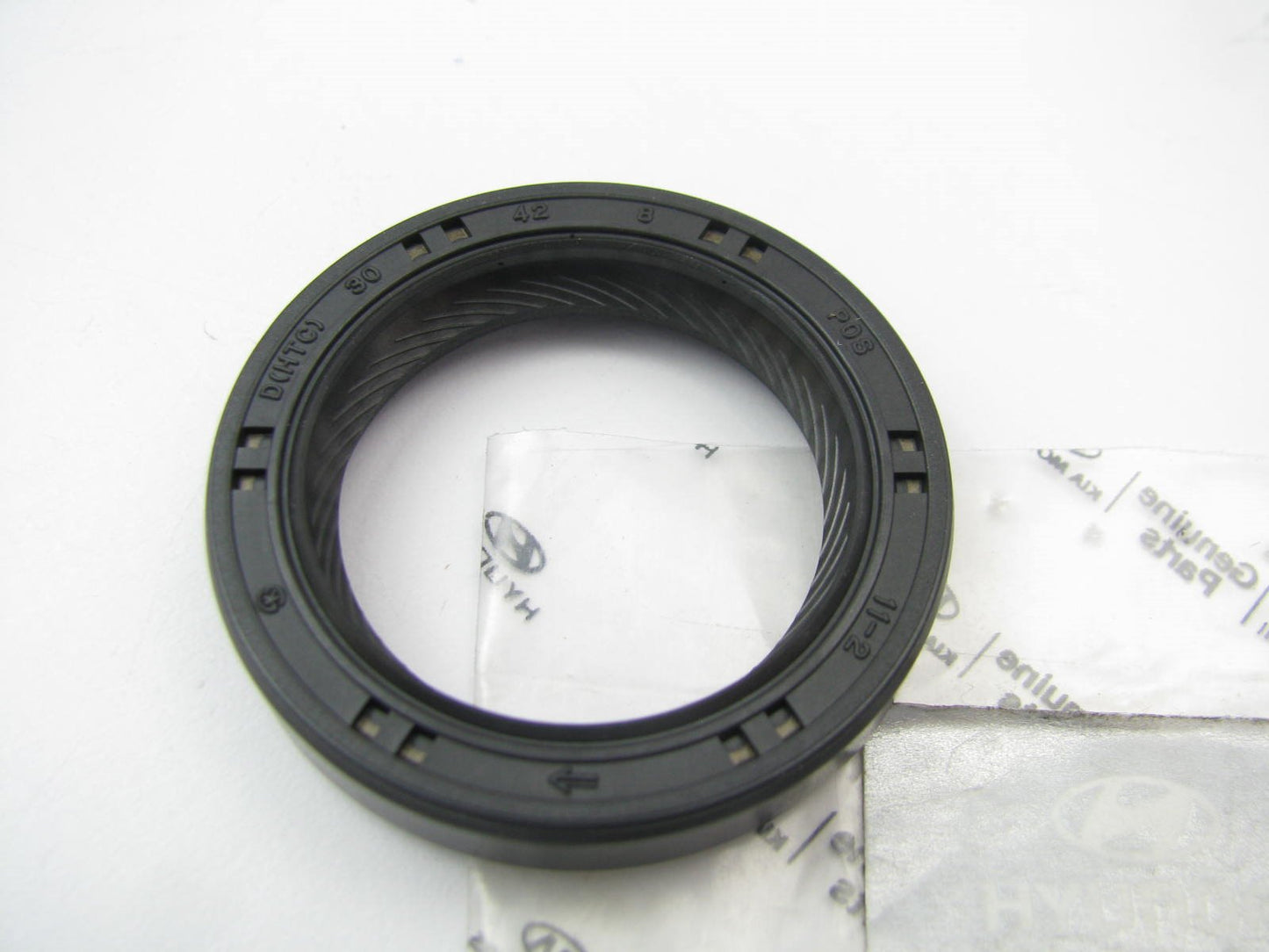 NEW GENUINE Camshaft Oil Seal OEM For 01-09 Hyundai 2.7L 3.5L V6  2214439001
