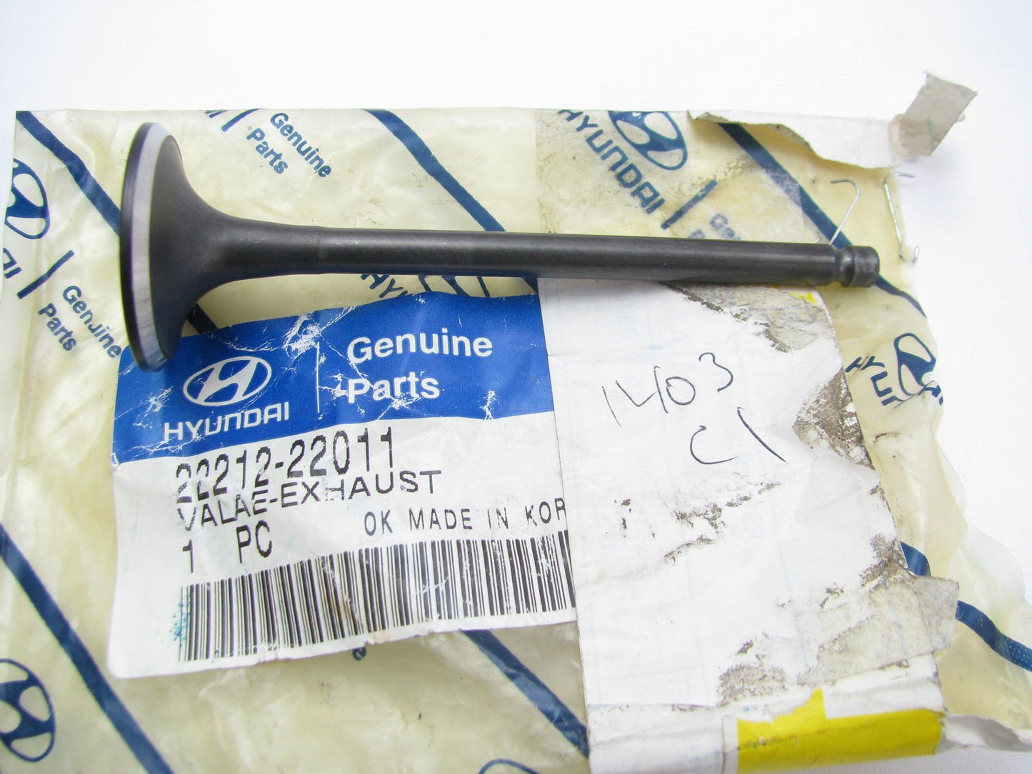 NEW GENUINE OEM Engine Exhaust Valve For 95-02 Accent 2221222011