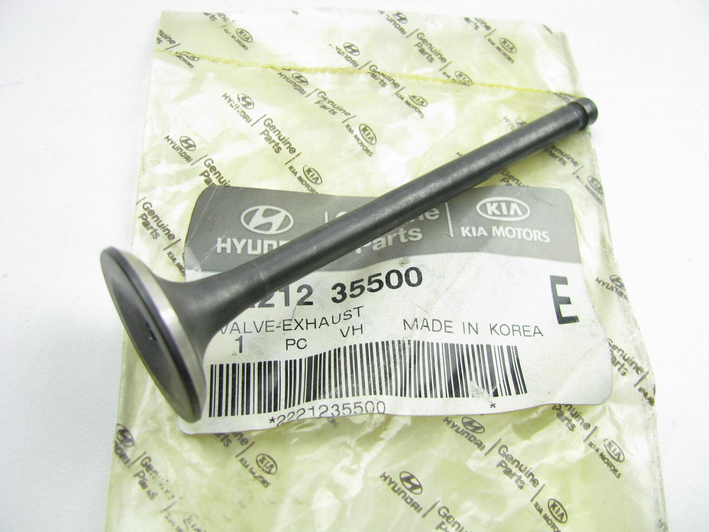 NEW GENUINE Engine Exhaust Valve OEM For Hyundai 3.5L V6  2221235500