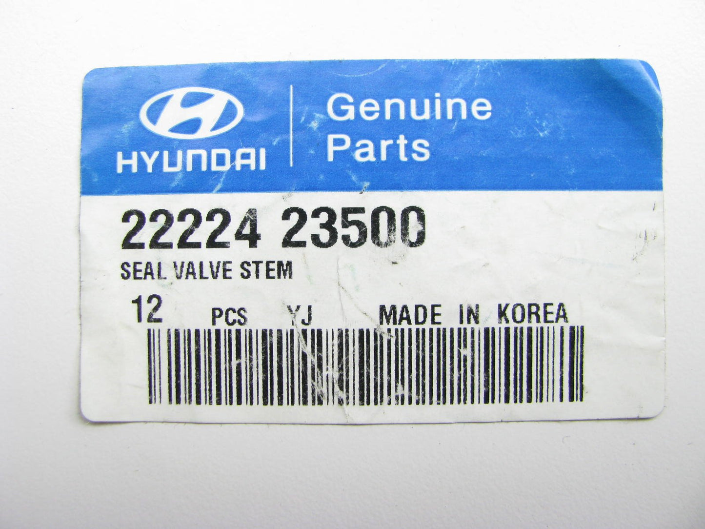 (12) New Genuine Engine Valve Stem Oil Seal Caps OEM For Hyundai 2222423500