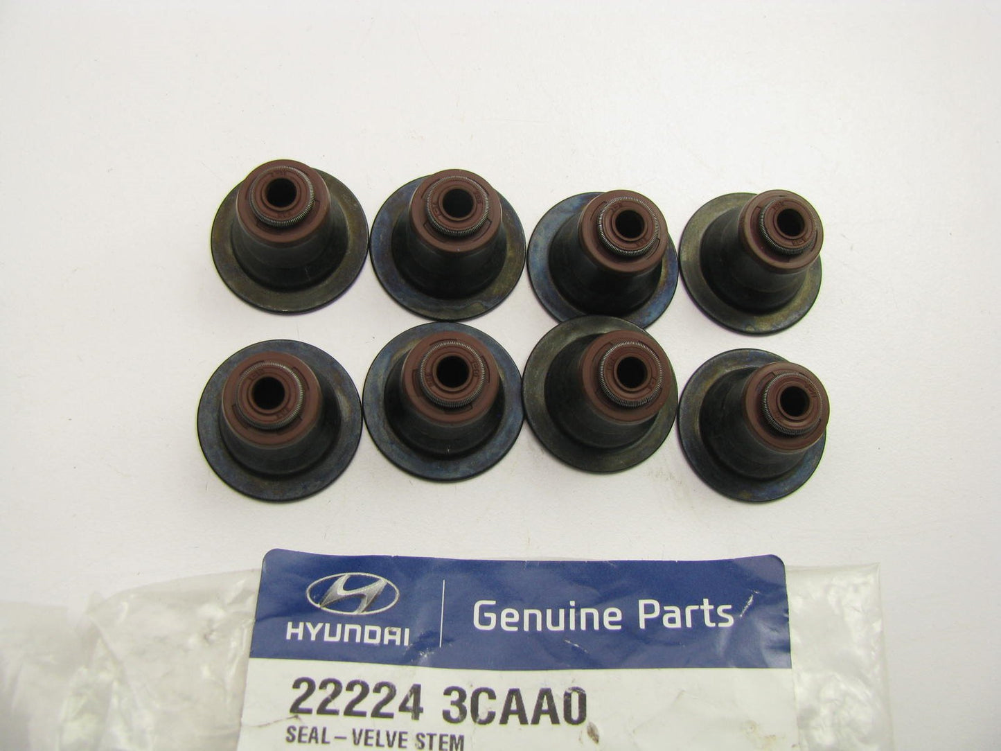 (8) NEW GENUINE Engine Valve Stem Oil Seals OEM For Hyundai 222243CAA0