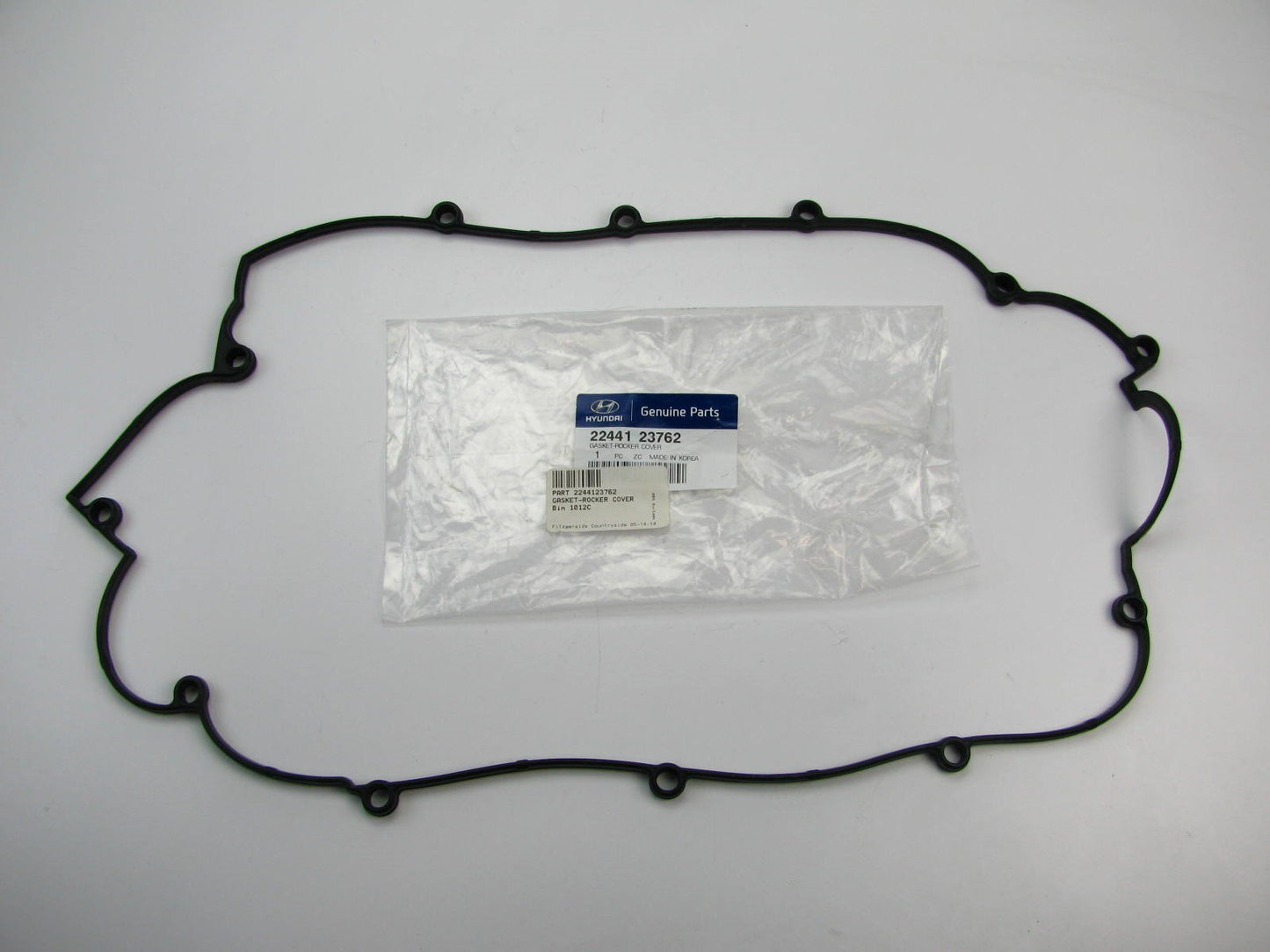 NEW GENUINE Valve Cover Gasket OEM For Hyundai 2244123762