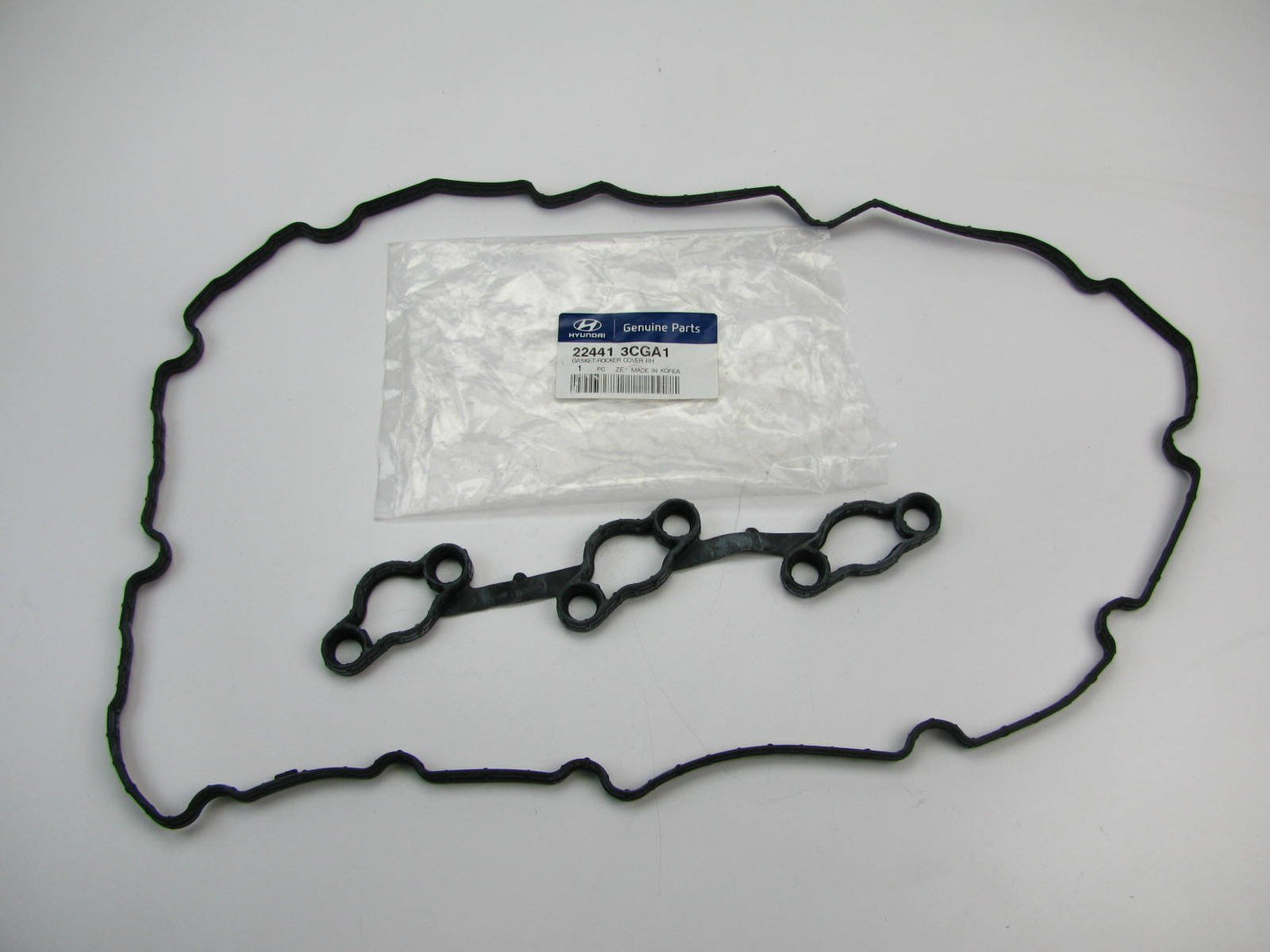 NEW - OEM 224413CGA1 Valve Cover Gasket - Right Hand Side For Hyundai