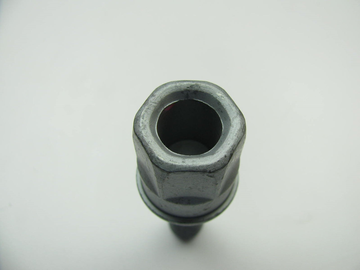 NEW - OEM 2312837101 Engine Crankshaft Pulley Bolt For 2003-2008 Tiburon 2.7L