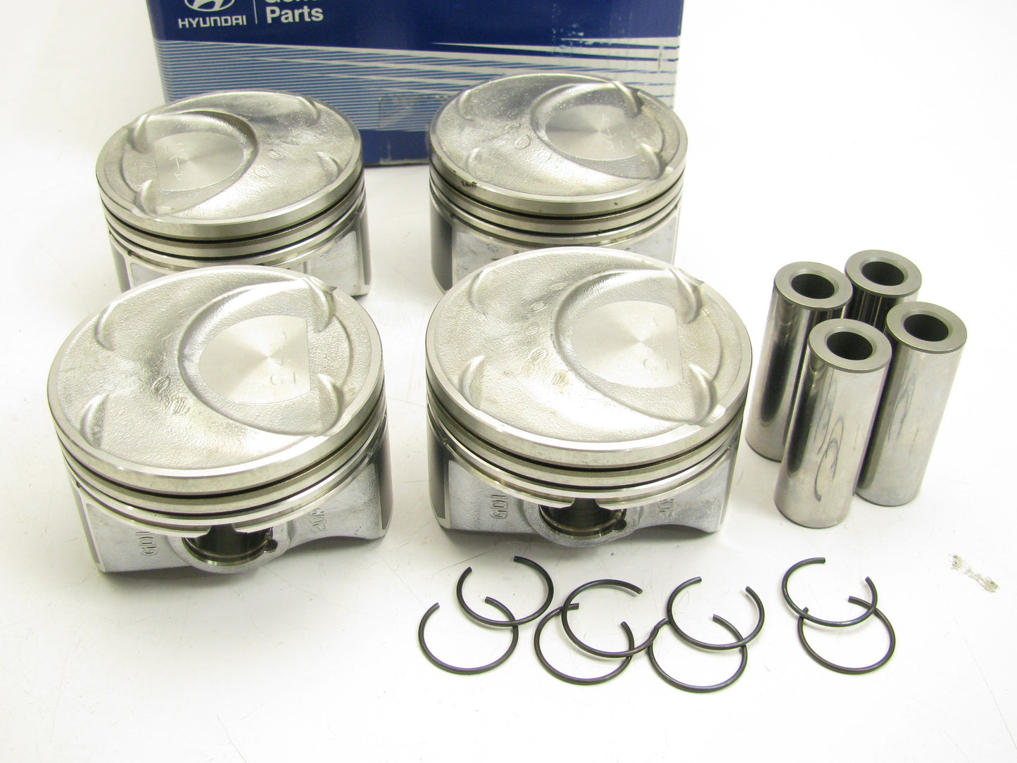 (4) NEW - OEM 234102G400 Engine Pistons STD W/ Pins For 2011-13 Hyundai 2.0L I4