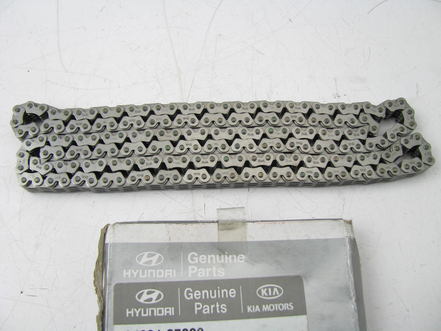 New OEM Engine Timing Chain 4-CYL ONLY For Hyundai 2432125000