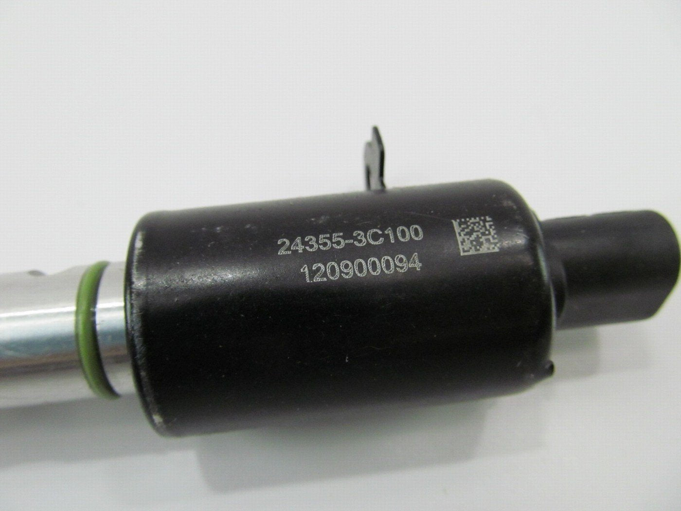 NEW - OEM 243553C100 Left Variable Timing Solenoid For 2006-2012 Hyundai 3.8L-V6