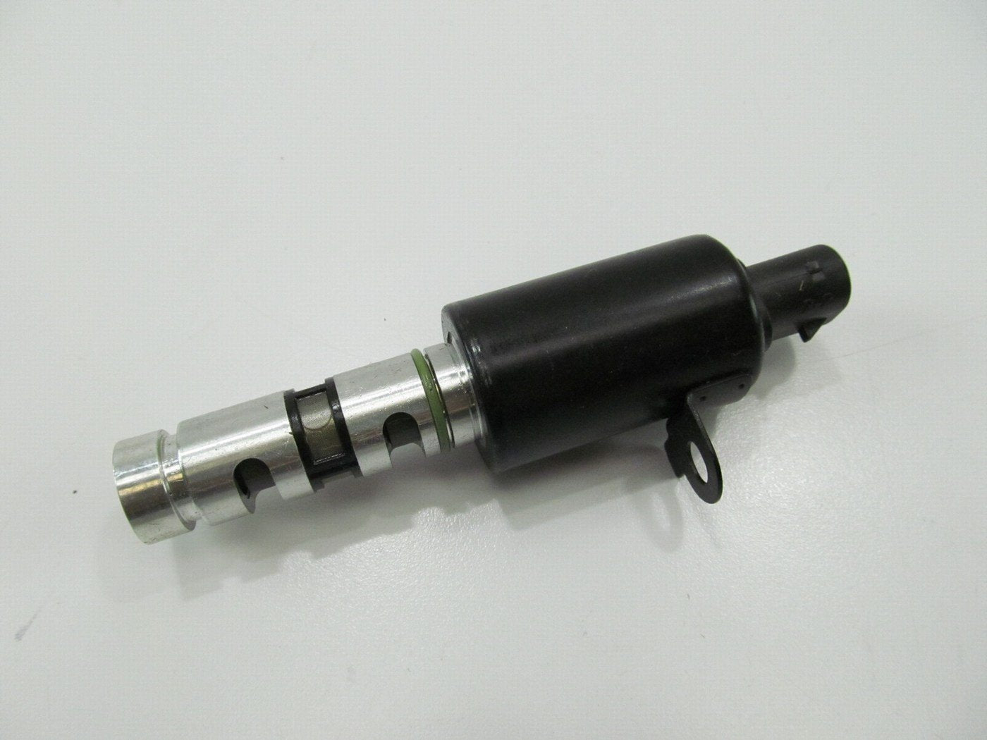 NEW - OEM 243553C100 Left Variable Timing Solenoid For 2006-2012 Hyundai 3.8L-V6