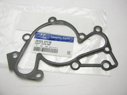 NEW GENUINE Engine Water Pump Gasket OEM For Hyundai 2001-2010 2.7L