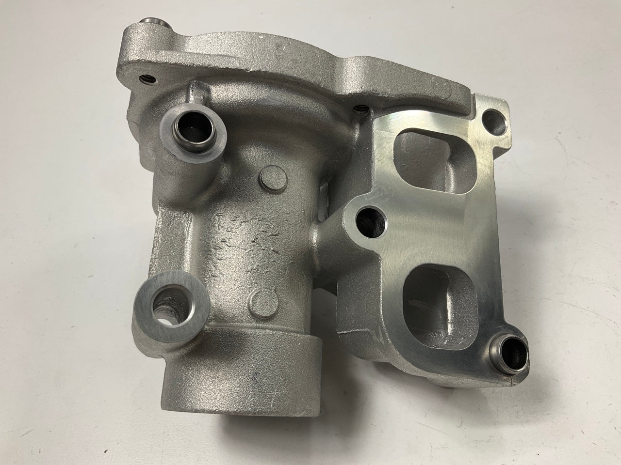 NEW Water Pump Housing Cover OEM For Hyundai 251252G500