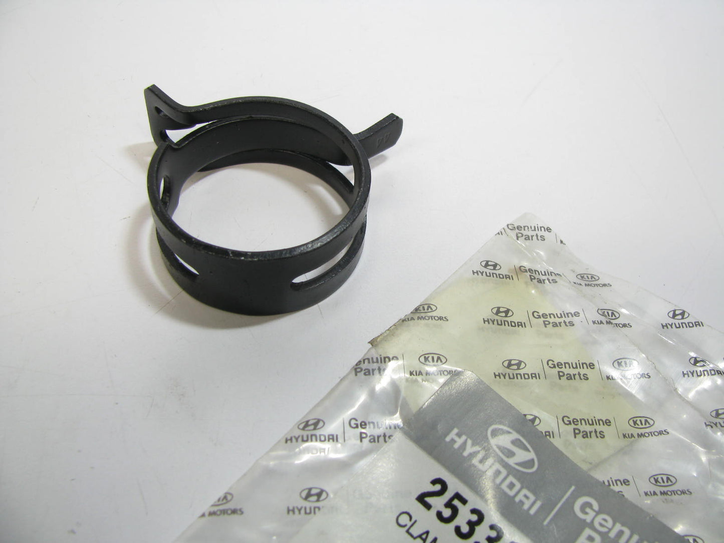 NEW GENUINE Radiator Hose Clamp OEM For Hyundai 253313D044
