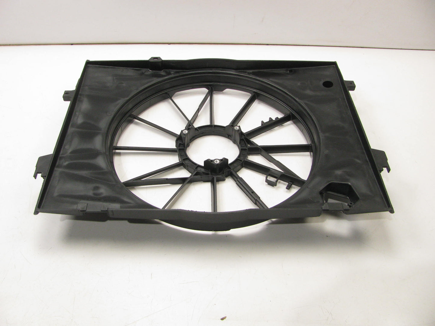 NEW Cooling Fan SHROUD 25350-2E400 Genuine OEM For 05-06 Hyundai Tucson