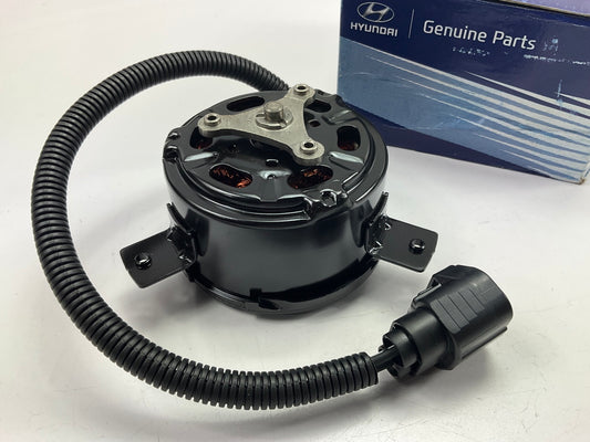 NEW Radiator Cooling Fan Motor OEM For 2010-2012 Hyundai Santa Fe 253861U100