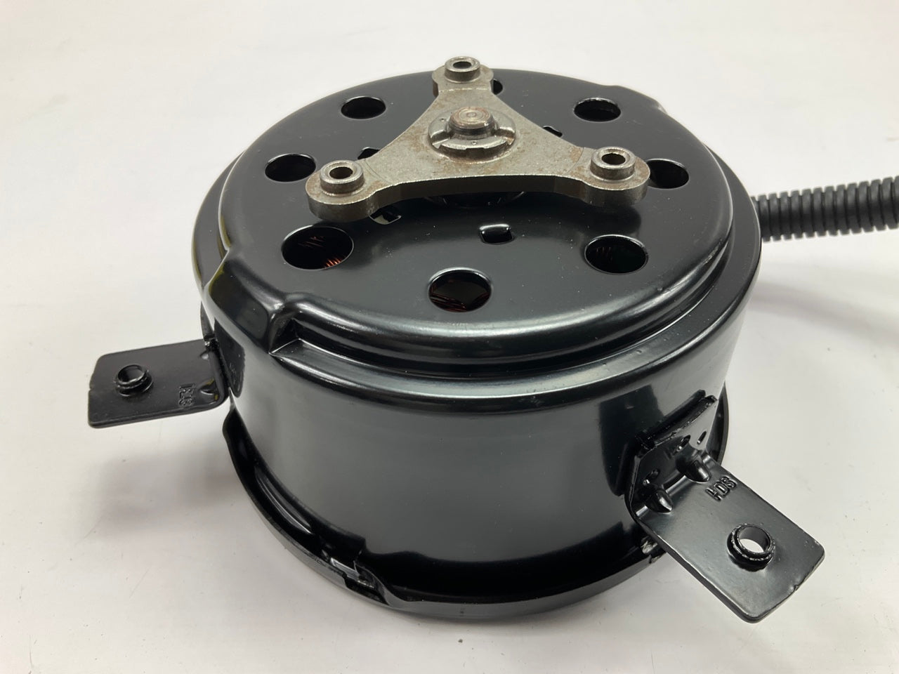 NEW GENUINE Radiator Fan Motor OEM For 2010 Elantra Manual Trans 253862H060