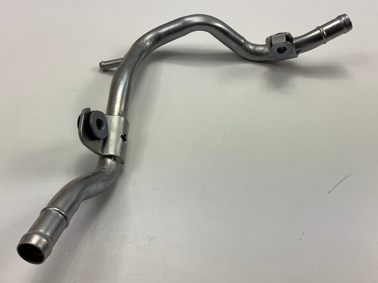 Radiator Coolant Water Pump Pipe Heater Line Tube OEM For Hyundai 254602E006