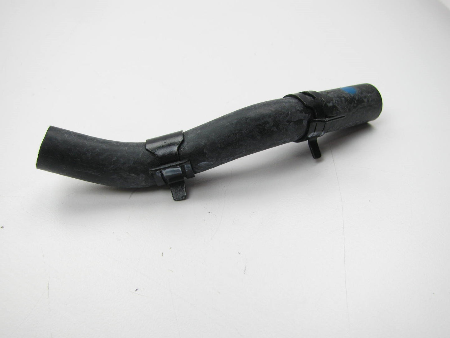 NEW - OEM 254682G201 Water To Thermostat Body Hose For Hyundai
