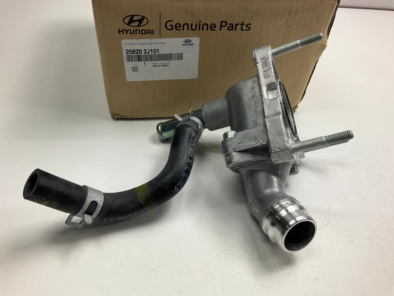 NEW Engine Water Pump Inlet Housing OEM For Hyundai 256202J101