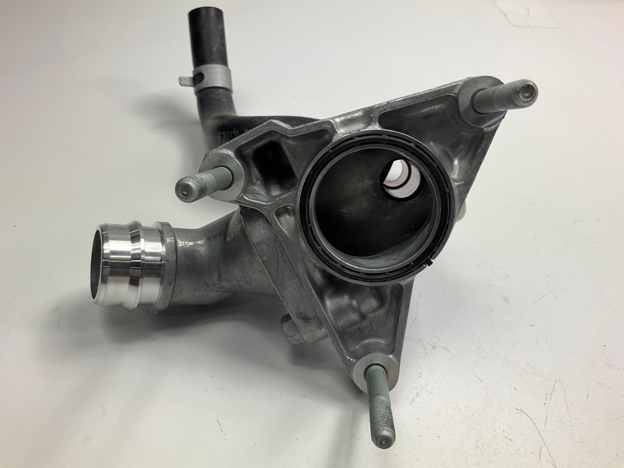 NEW Engine Water Pump Inlet Housing OEM For Hyundai 256202J101