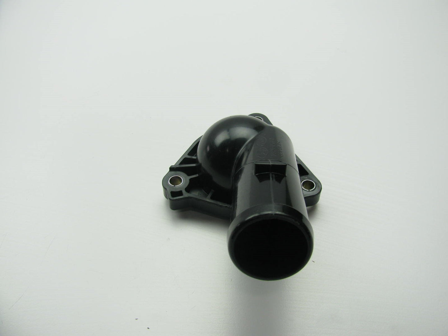 NEW GENUINE Coolant Water Outlet Thermostat Housing OEM For Hyundai 256302G000