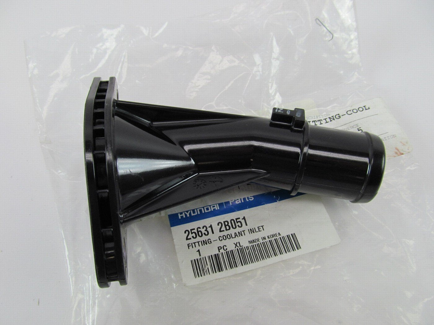 NEW GENUINE Water Inlet Coolant Fitting OEM For Hyundai 25631-2B051