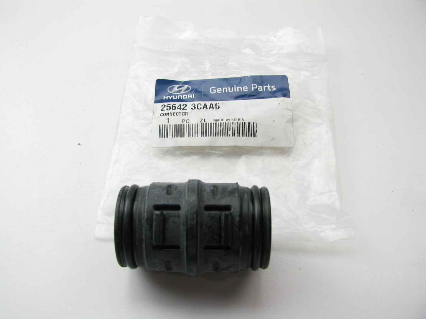 NEW GENUINE Thermostat Housing Connector Pipe OEM For Hyundai V6 ONLY 256423CAA0