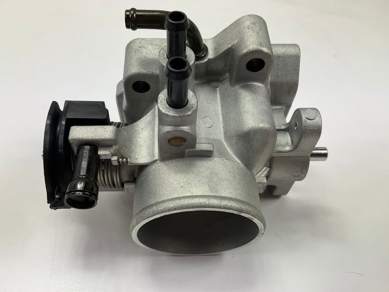 NEW Empty Throttle Body OEM For 2000-2003 Hyundai Accent 1.5L SOHC 2670022000D