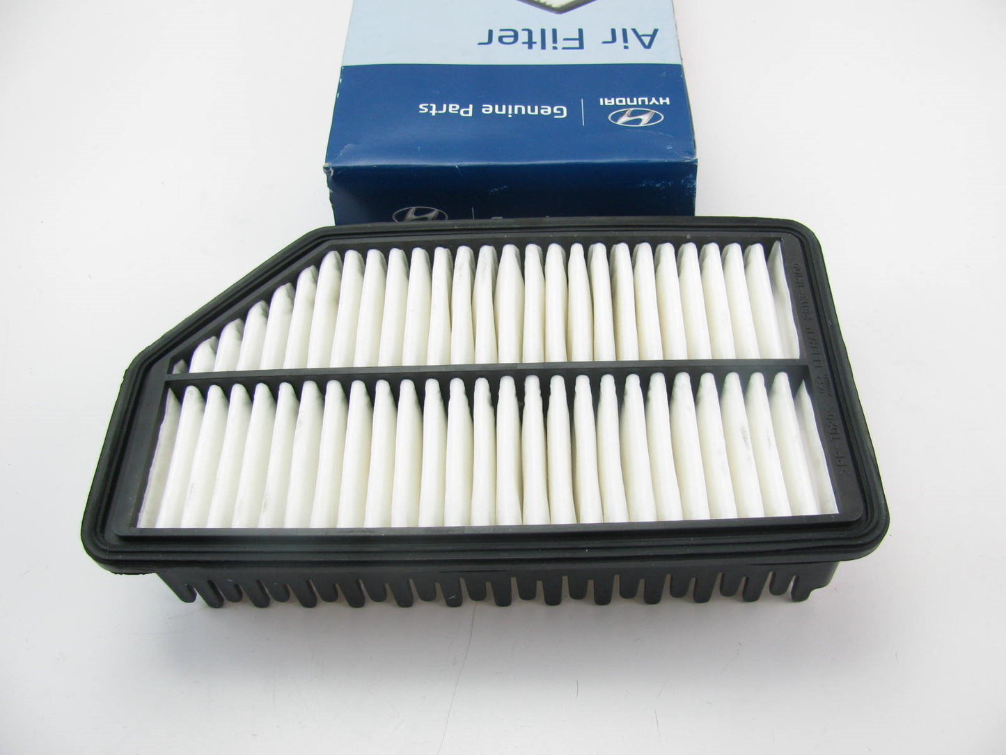 New Genuine Engine Air Filter OEM For Hyundai 281131R100