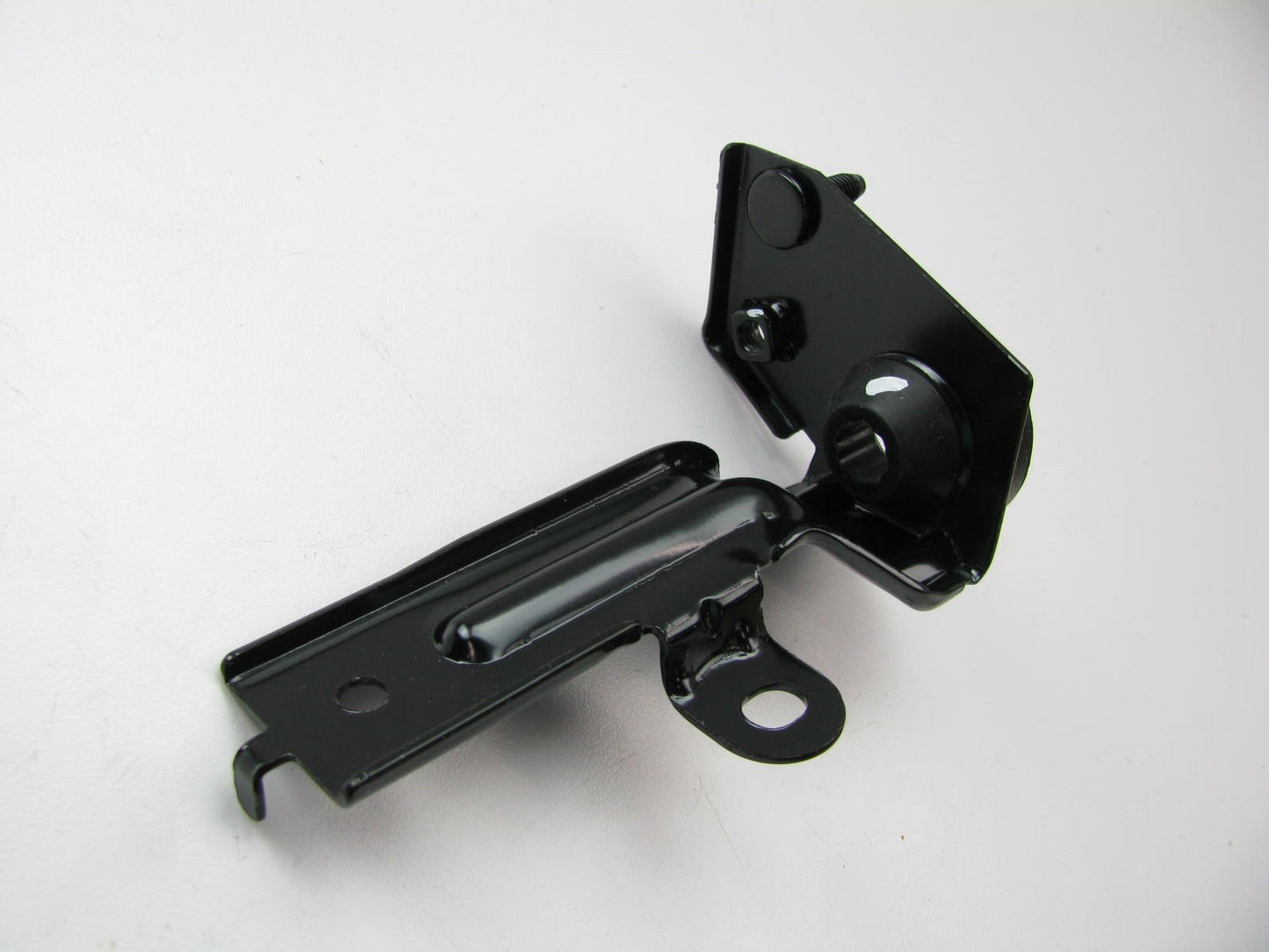 New Genuine Air Cleaner Intake Mounting Bracket OEM For Hyundai 281142T000