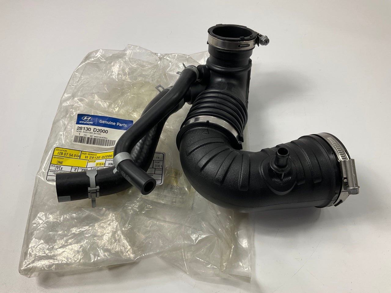 NEW Left Driver Side Air Intake Hose OEM For 17-22 Genesis 3.3L Turbo 28130D2000