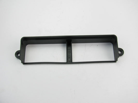 Engine Air Intake Hose Inlet Duct Plastic End-cap Bezel OEM For 2013-15 Santa Fe
