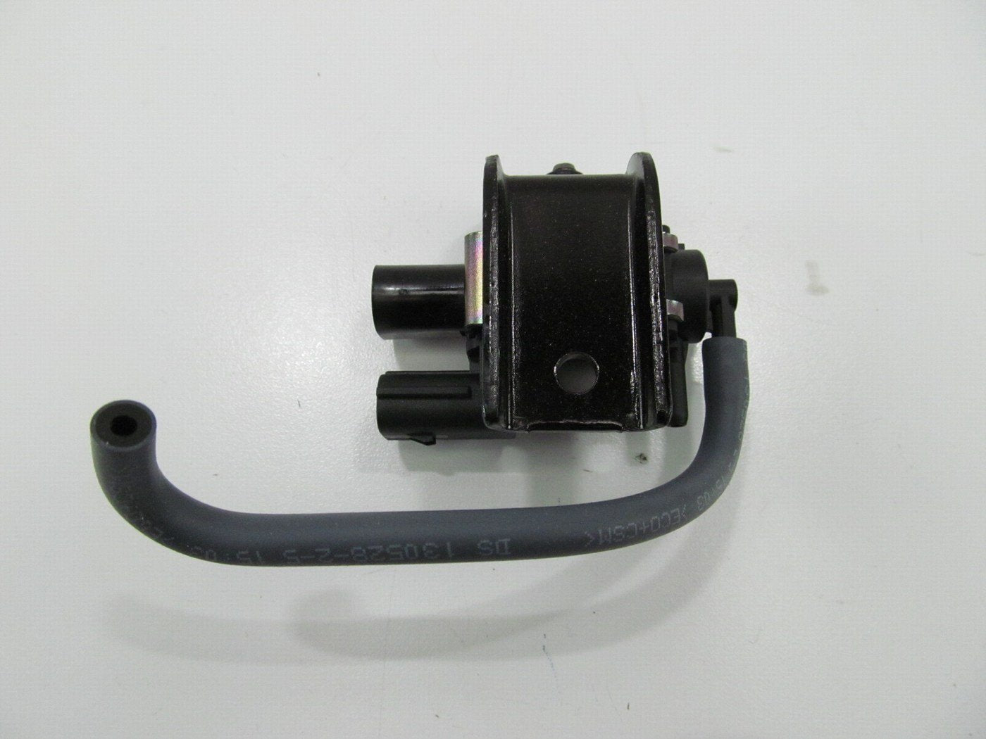 NEW Vapor Canister Purge Valve Solenoid OEM For 12-17 Hyundai Accent, Veloster