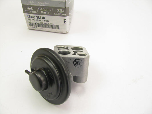 Genuine OEM For Hyundai 2845038210 EGR Valve For 1999-2006 Sonata 2.4L 4-CYL.