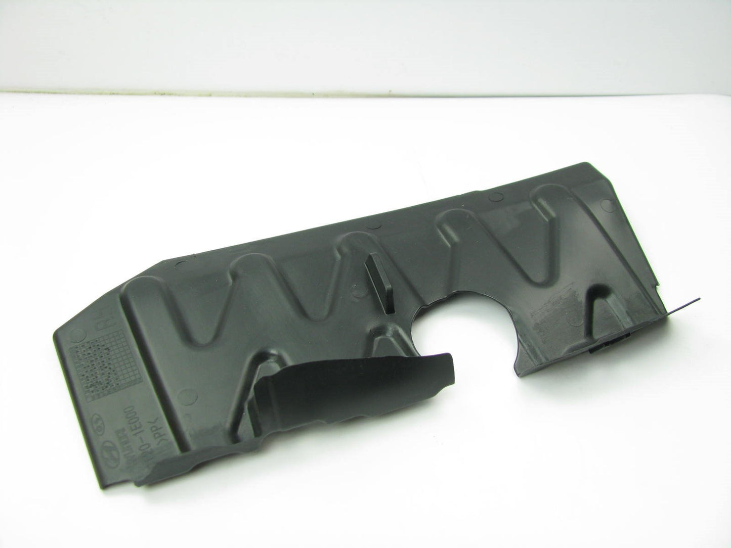 New OEM Radiator Support Side Cover Right Passenger For 06-11 Accent 291201E000