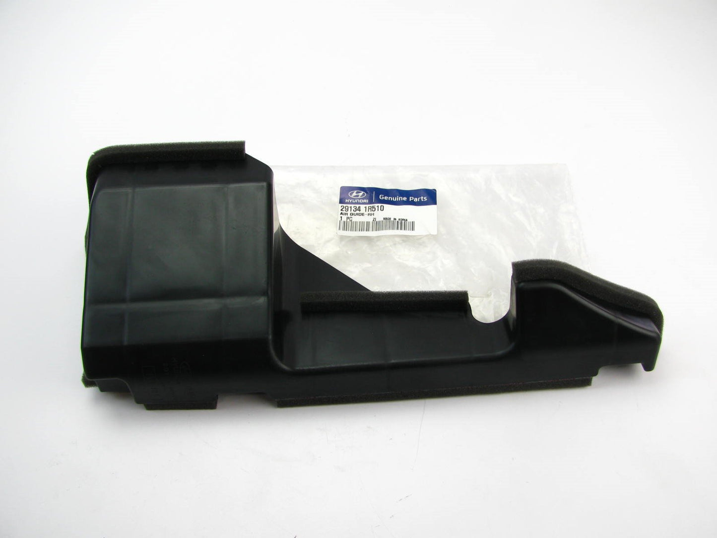 New OEM Radiator Support Air Guide Right Passenger For 2014 Accent 291341R510