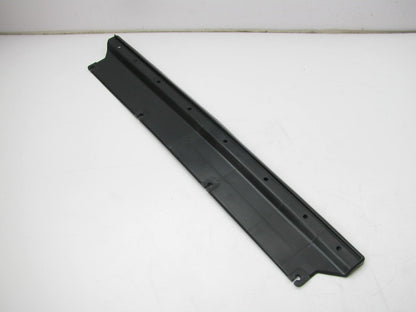 New Genuine Radiator Support Upper Baffle OEM For 2013-16 Veloster W/ Turbo Only