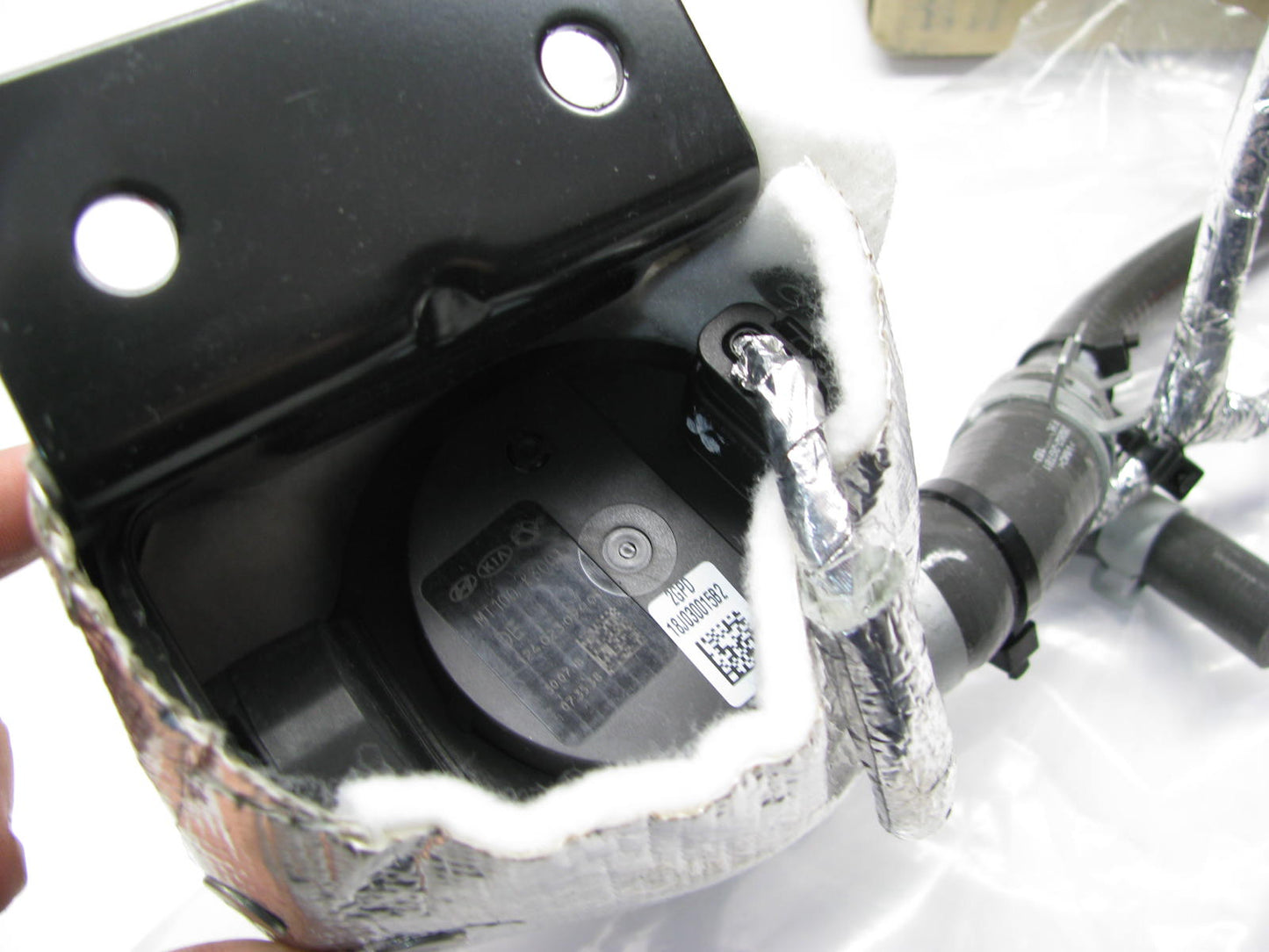 NEW - OEM 296702GTB1 Engine Auxiliary Water Pump Genuine For 2019-20 Veloster N